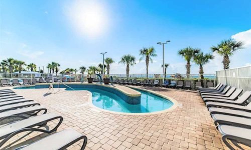Family Fun Oasis Dunes Village penthouse, pool side